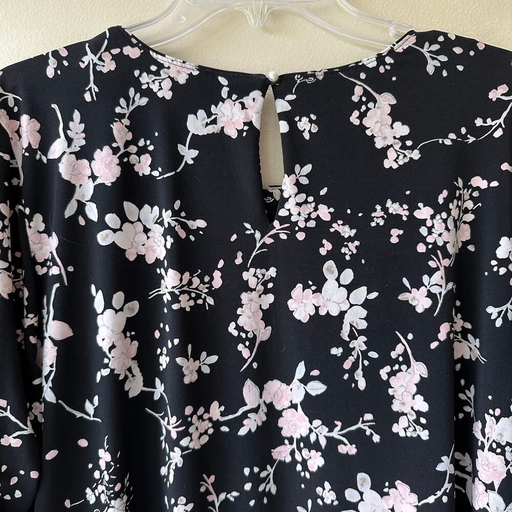 Karl Lagerfeld Yessie Floral Blouse Top Trumpet Flutter Sleeve Black 1X Fairy - Picture 7 of 13